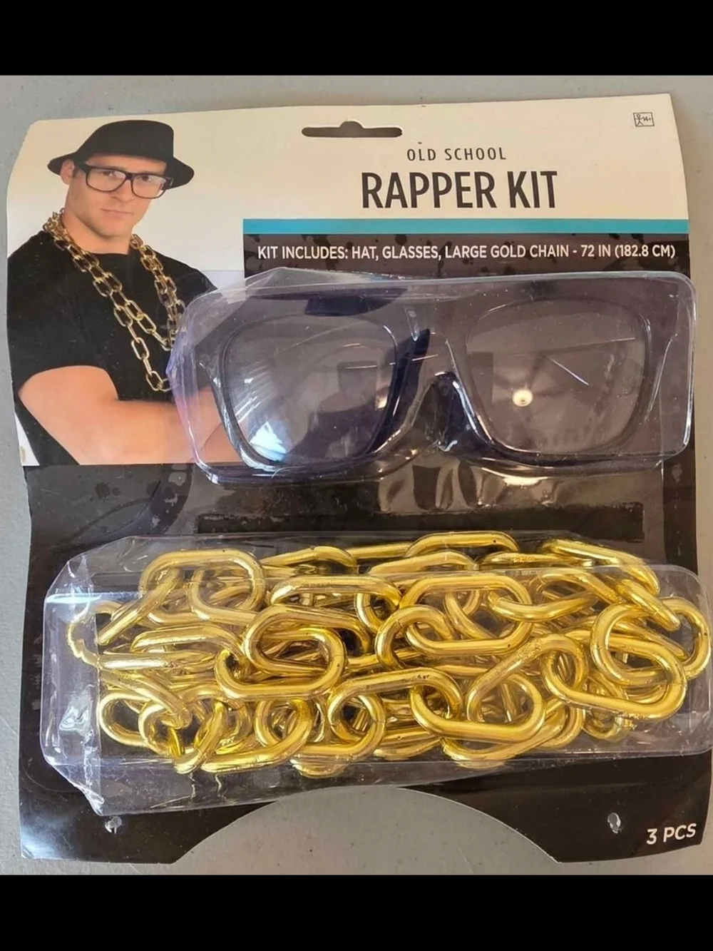 Rapper Kit - Black Sunglasses & Gold Chain. No Hat!